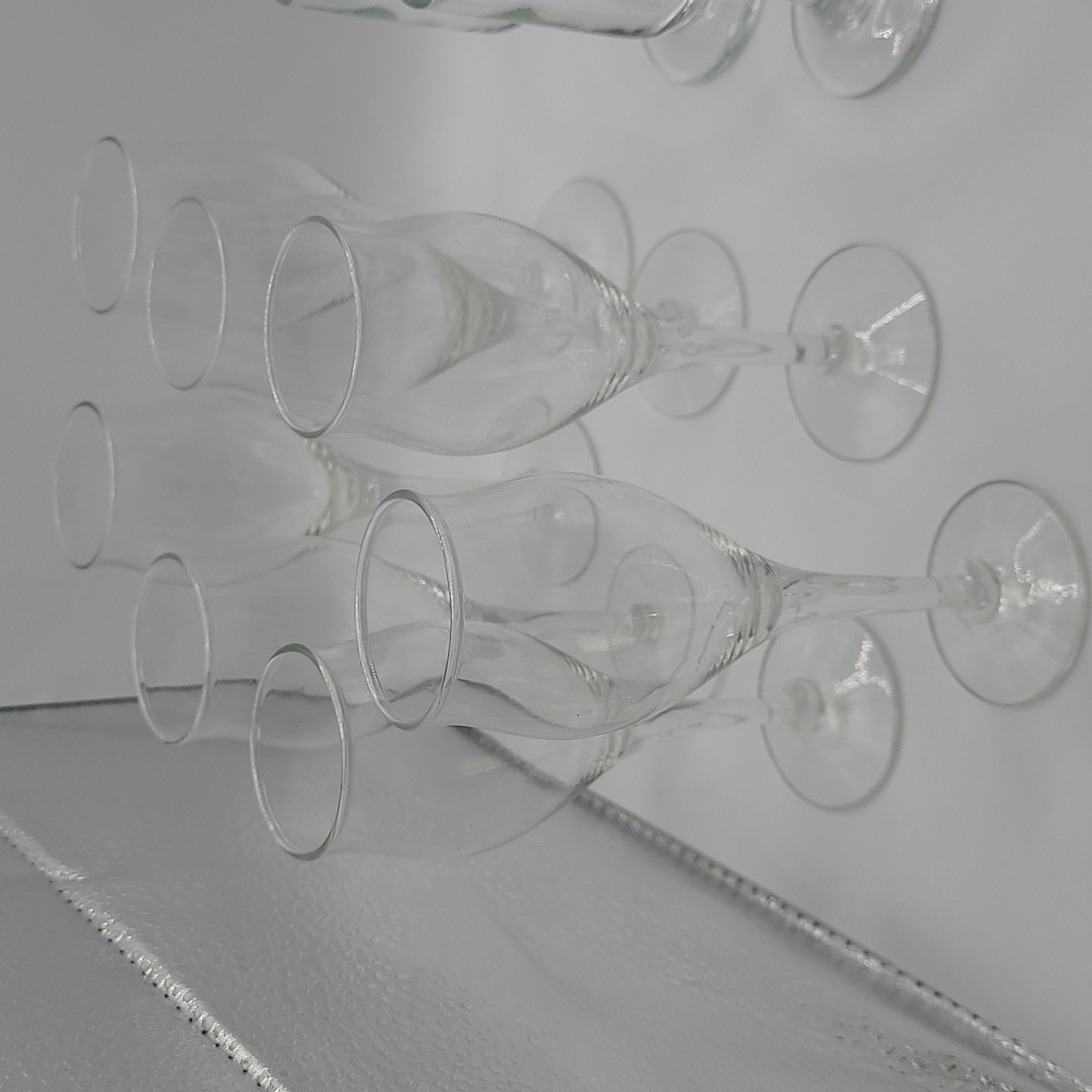 Vintage Champagne Flutes and Shot glasses - Picture 3 of 6